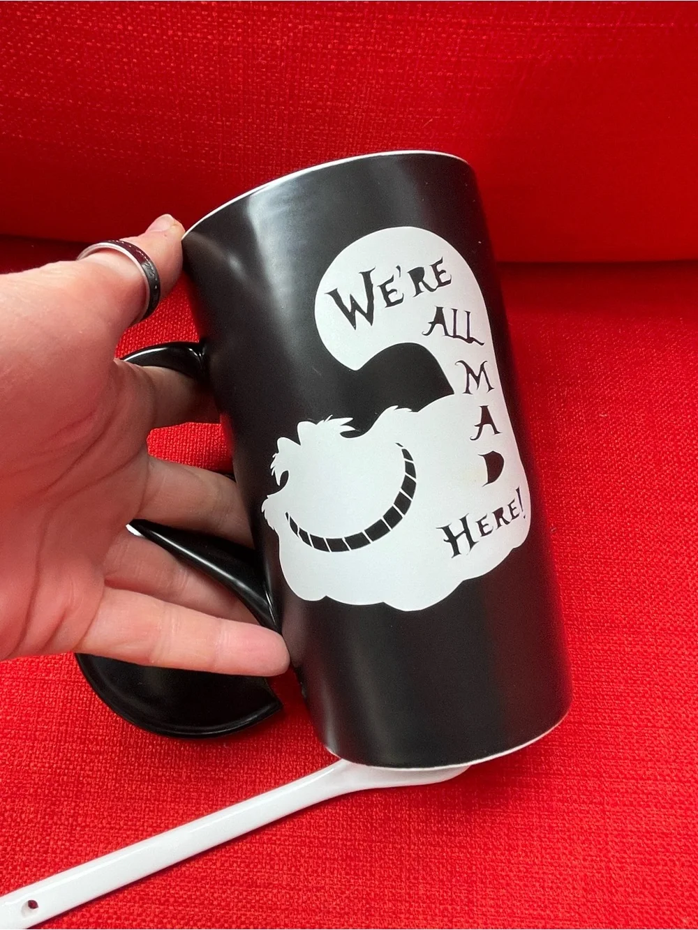 Alice in Wonderland Cheshire Cat ceramic latte mug set.
